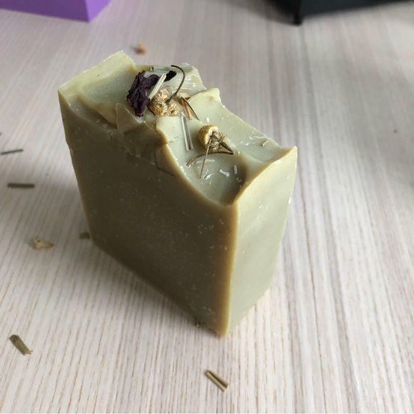 Lemongrass Jasmine | All Natural Handcrafted Soap Bar - Picture 5 of 6
